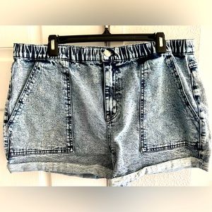 Elastic Waist Jean Shorts